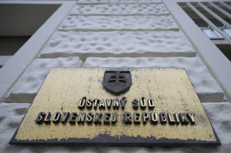 Ústavný súd stopol zmenu Úradu na ochranu oznamovateľov