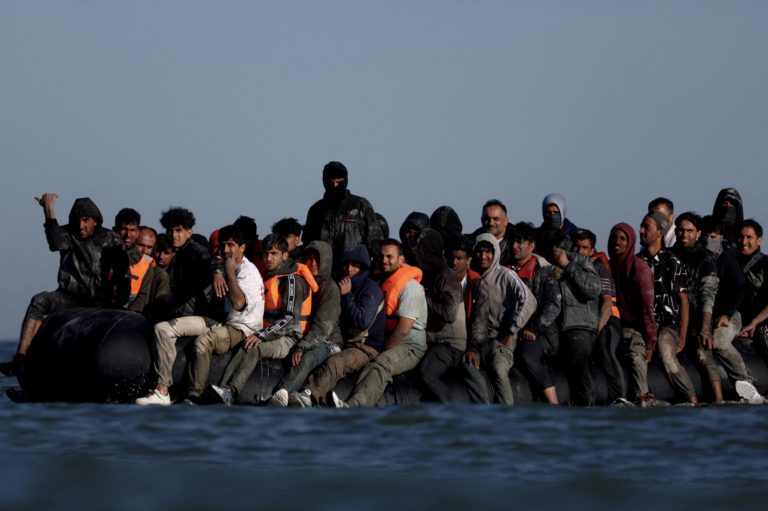 Holandsko diskutuje s Ugandou, kam chce posielať odmietnutých migrantov