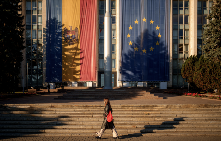 Komisia tesne pred voľbami zakázala kandidatúru strany Srdce Moldavska