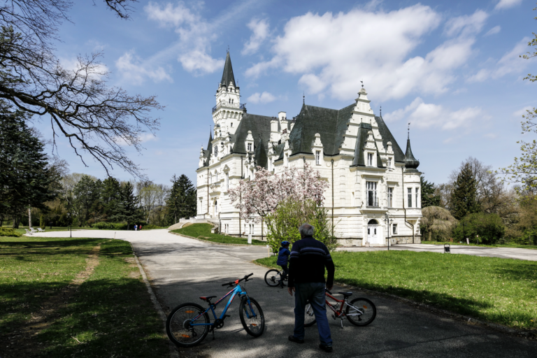Ocenenie Dedina roka putuje do Budmeríc, čaká ich európske kolo