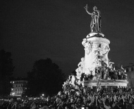 Vývoj francúzskeho politického režimu: od monarchie k Piatej republike