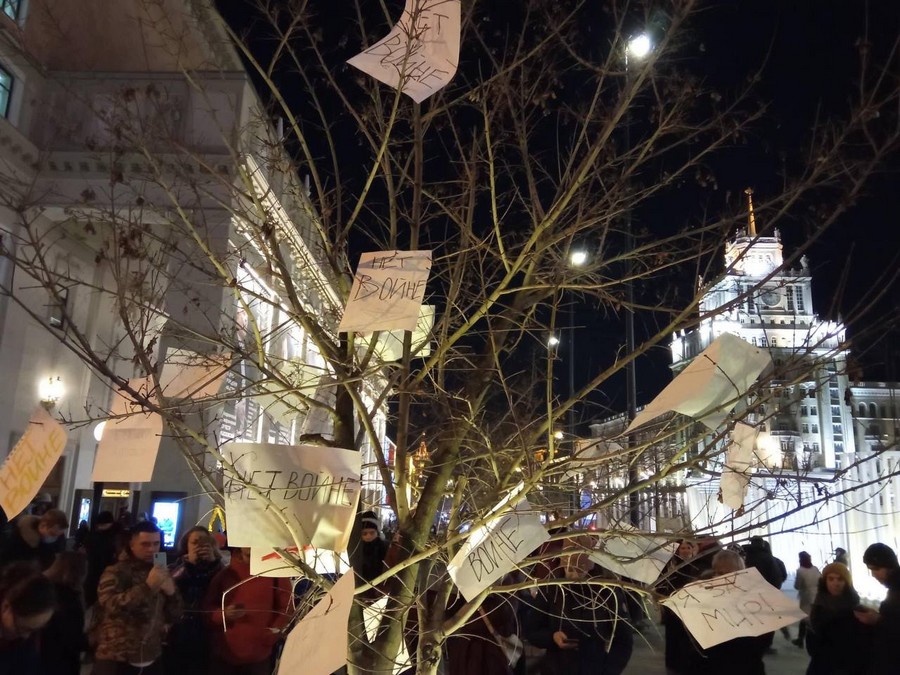Protest Rusov proti vojne, Tverská ulica v Moskve, február 2022. Foto: Daniel Halaj/Štandard