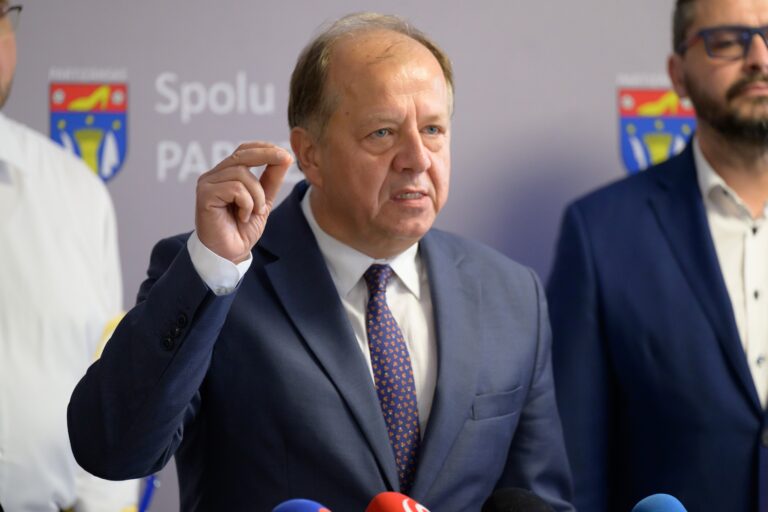 Konsolidácia zoberie samosprávam peniaze na rozvoj, varuje Rybníček