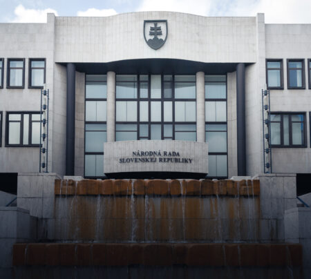 Ako sa rodila prekvapivá zmena ústavy