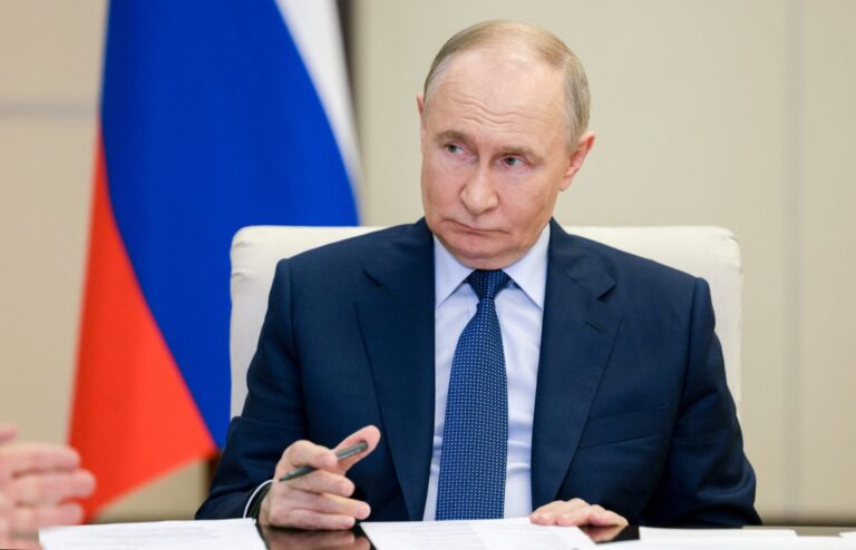 Putin: Ruské sily ovládli 5-tisíc km² na Ukrajine, máme plnú iniciatívu
