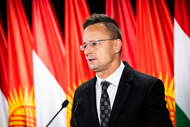 Maďarsko začne rokovať o nákupe jadrového paliva z USA