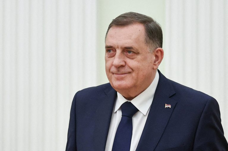 Dodik at the helm of Republika Srpska to be replaced by interim president