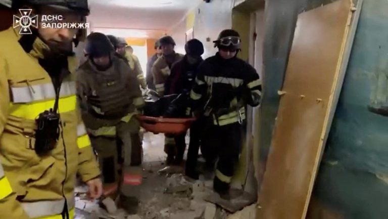 Die Ukraine war einem massiven Raketen- und Drohnenangriff ausgesetzt