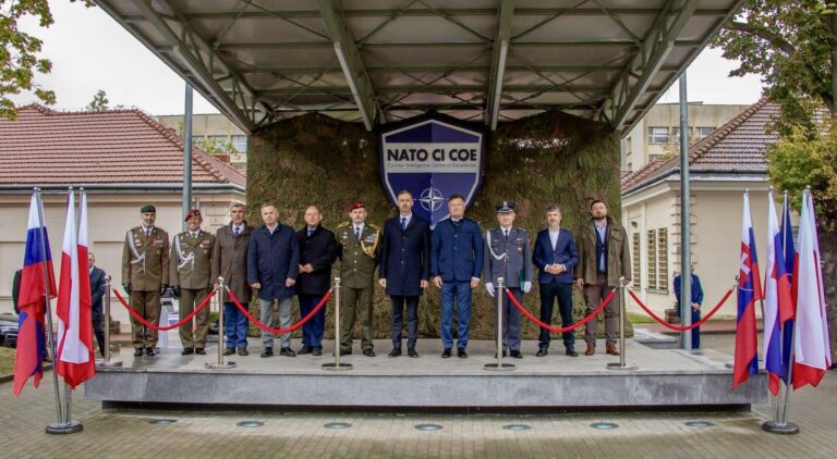 Slovák je novým veliteľom centra NATO pre kontrarozviedku v Krakove
