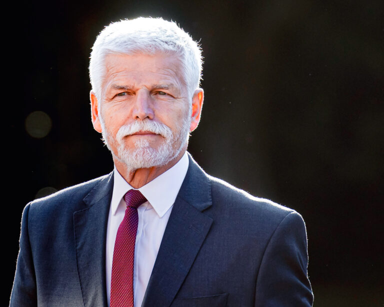 Pavel zrušil schôdzku ústavných činiteľov, vraj neprišli včas