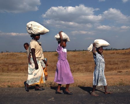 Bohaté krajiny riešia klímu, chudobné trpia: ostrá výzva Washingtonu Svetovej banke