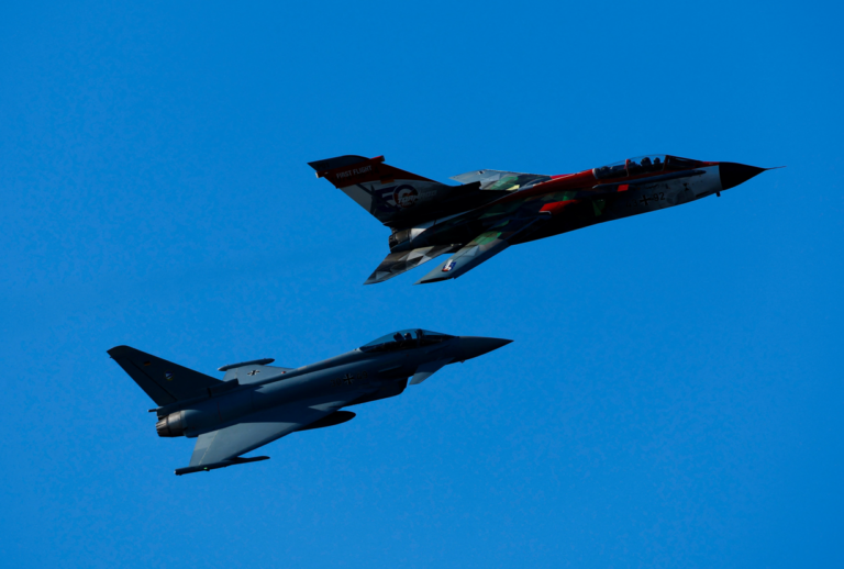 Kríza vo Francúzsku brzdí stomiliardový projekt európskej stíhačky