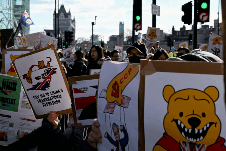 Šéf MI5 kritizuje zlyhanie vyšetrovania prípadu čínskej špionáže