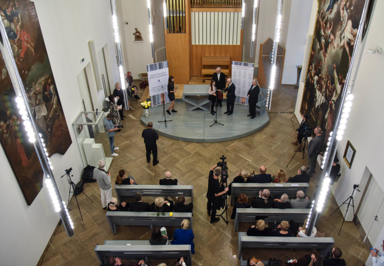 Ocenenie Identifikačný kód Slovenska získalo 16 laureátov