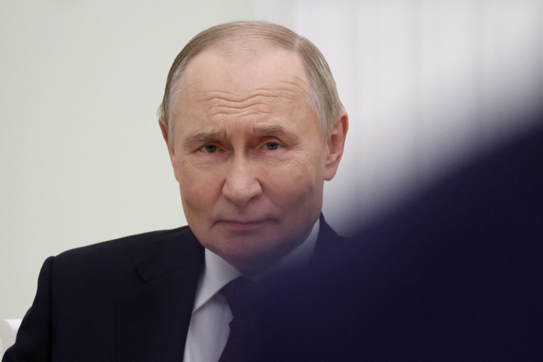 Dodávky rakiet Tomahawk Ukrajine zničia naše vzťahy, varoval Putin USA