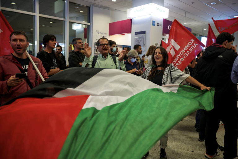 Thunberg and an activist from Slovakia deported after attempting to break the blockade of Gaza