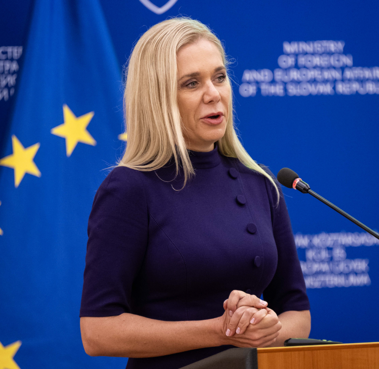 Slovensko obhajuje kontrakt na ruský plyn, Saková varuje pred cenovým šokom