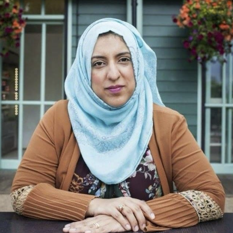 Diskriminácia moslimov v Británii rastie, pomôcť má nová služba