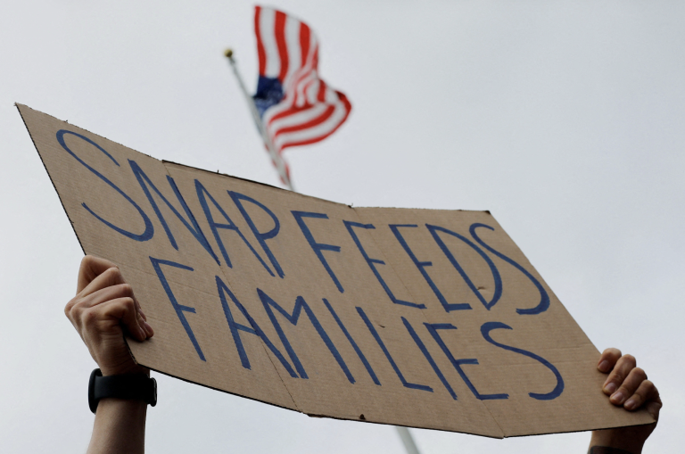 Trump stoppte Lebensmittelbeihilfen - Gericht verhindert das