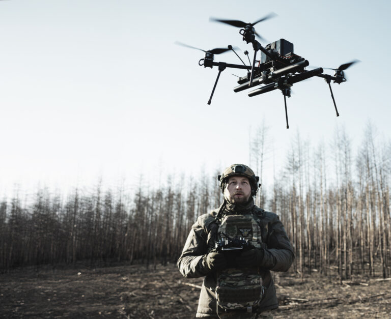 Die ukrainische Armee testet eine Drohne zum Abschuss russischer Drohnen. Foto: Serhii Mykhalchuk/Global Images Ukraine via Getty Images