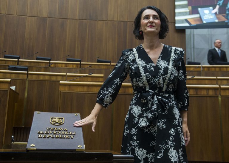 Väčšina peňazí z rezervy premiéra skončila v koaličných samosprávach, tvrdí PS