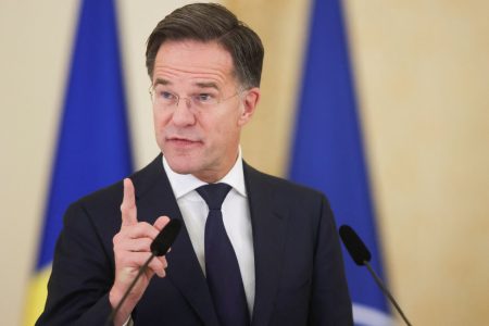 Rutte: NATO zatiaľ nevidí dôvod na aktiváciu článku 5