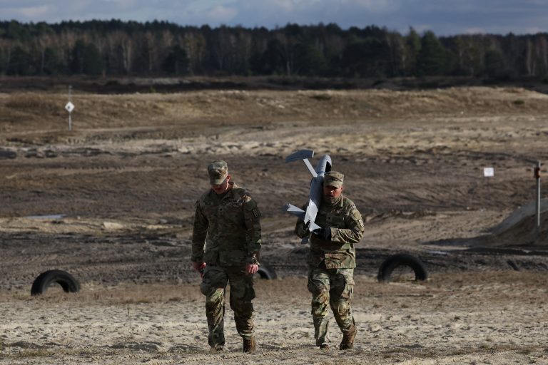 Vorstellung des AS3-Abfanggeräts, eines Teils des Anti-Drohnen-Systems MEROPS. Foto: REUTERS/Kacper Pempel