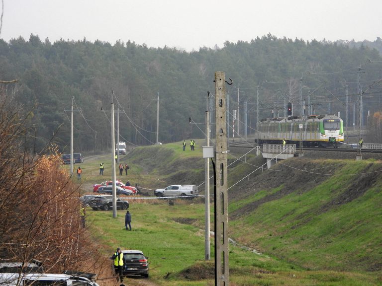 Site of the explosion on the Warsaw–Lublin railway line. Photo: Dariusz Borowicz/Agencja Wyborcza.pl/Reuters