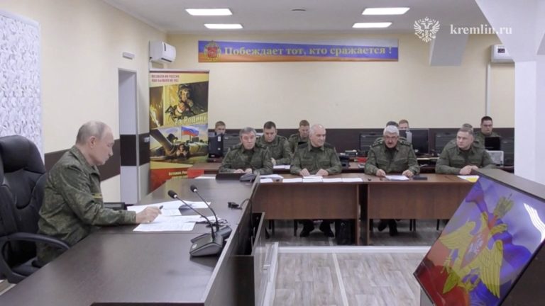 Kremlin to discuss draft peace plan from US and Ukraine next week