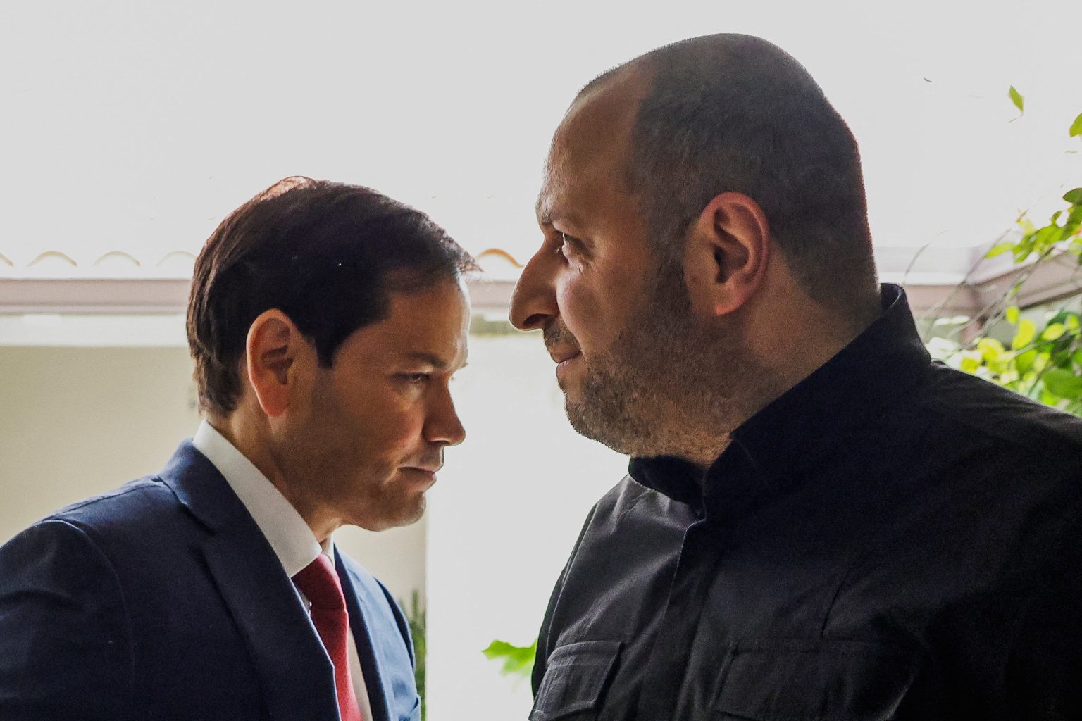 Marco Rubio a Rustem Umerov. Foto: Eva Marie Uzcategui/Reuters