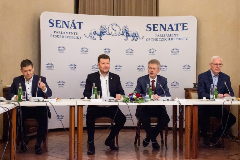 Okamura: Hlasovanie o dôvere vláde by sa mohlo konať druhý januárový týždeň