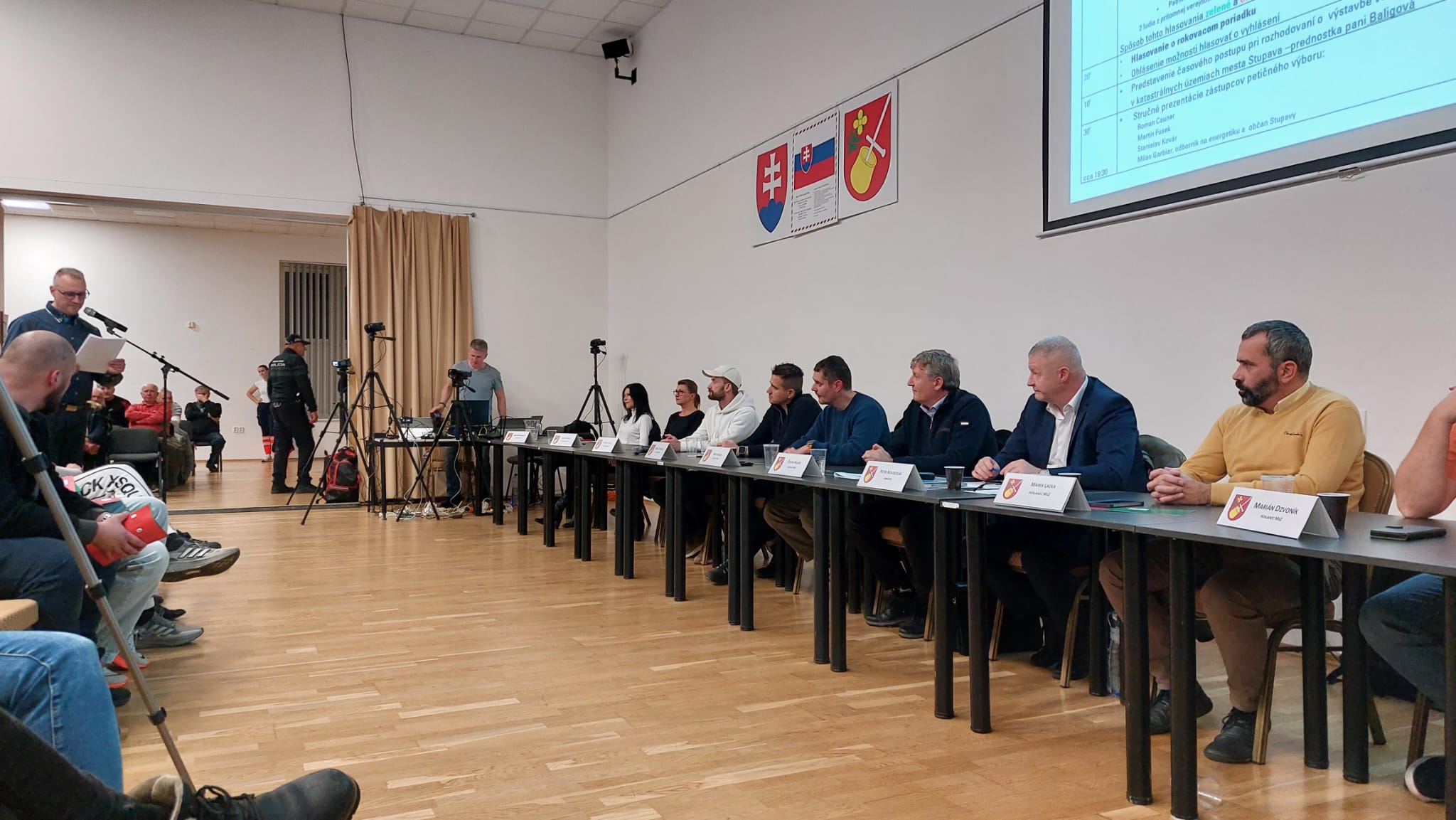 stupava verejné zhromaždenie