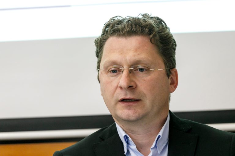 Visolajský audity nemocníc víta, no chýba mu detailná analýza personálu