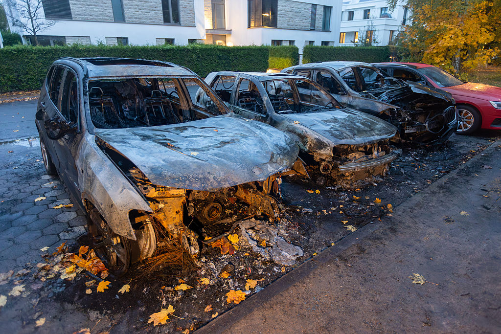 Die Antifa als neue RAF? Nach Brandanschlag auf AfD-Politiker droht weitere Gewalt