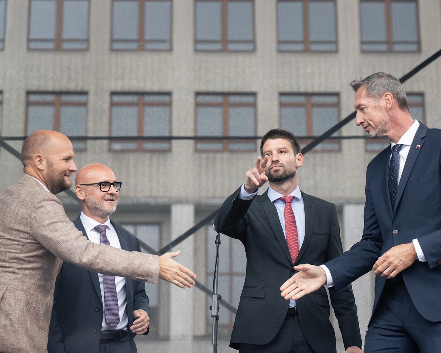 Zľava: Jaroslav Naď, Branislav Gröhling, Michal Šimečka a Milan Majerský. Foto: Martin Baumann/TASR