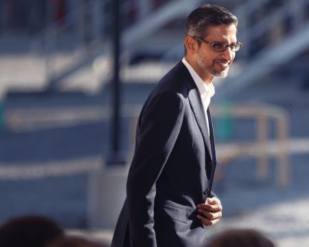 Pelotón umelej inteligencie preberá Google