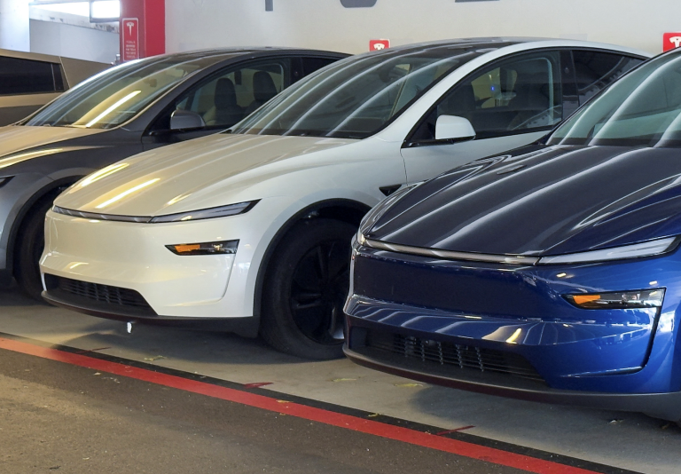 Germans delay buying a car, have to work 43 weeks to buy a new one