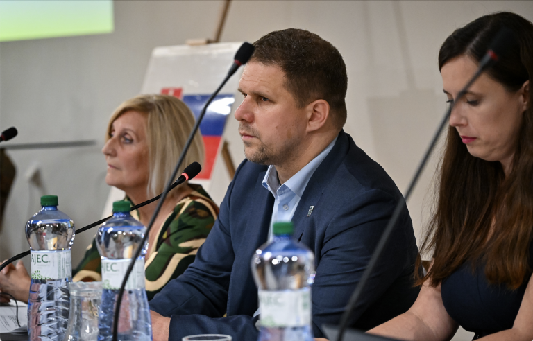 Petržalka spustí projekt Dôstojná menštruácia na základných školách