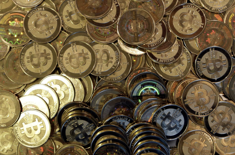 Krypto trh je v útlme, bitcoin aj ethereum mažú tohtoročné zisky