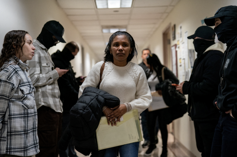 USA überprüfen Hunderttausende von Flüchtlingen, die unter Biden aufgenommen werden