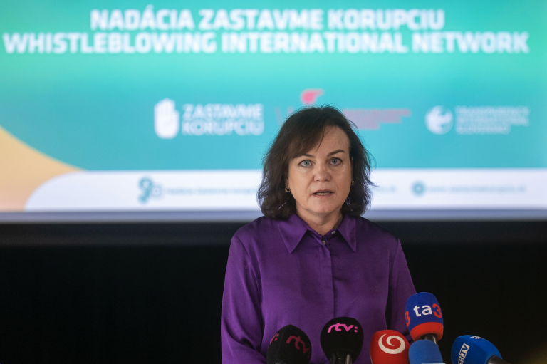 Mimovládky: Ochrana oznamovateľov sa zúži, zvýšiť sa môže aj korupcia