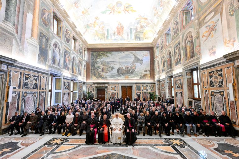 Pope received Hollywood stars, spoke about the power of film and the crisis of cinemas