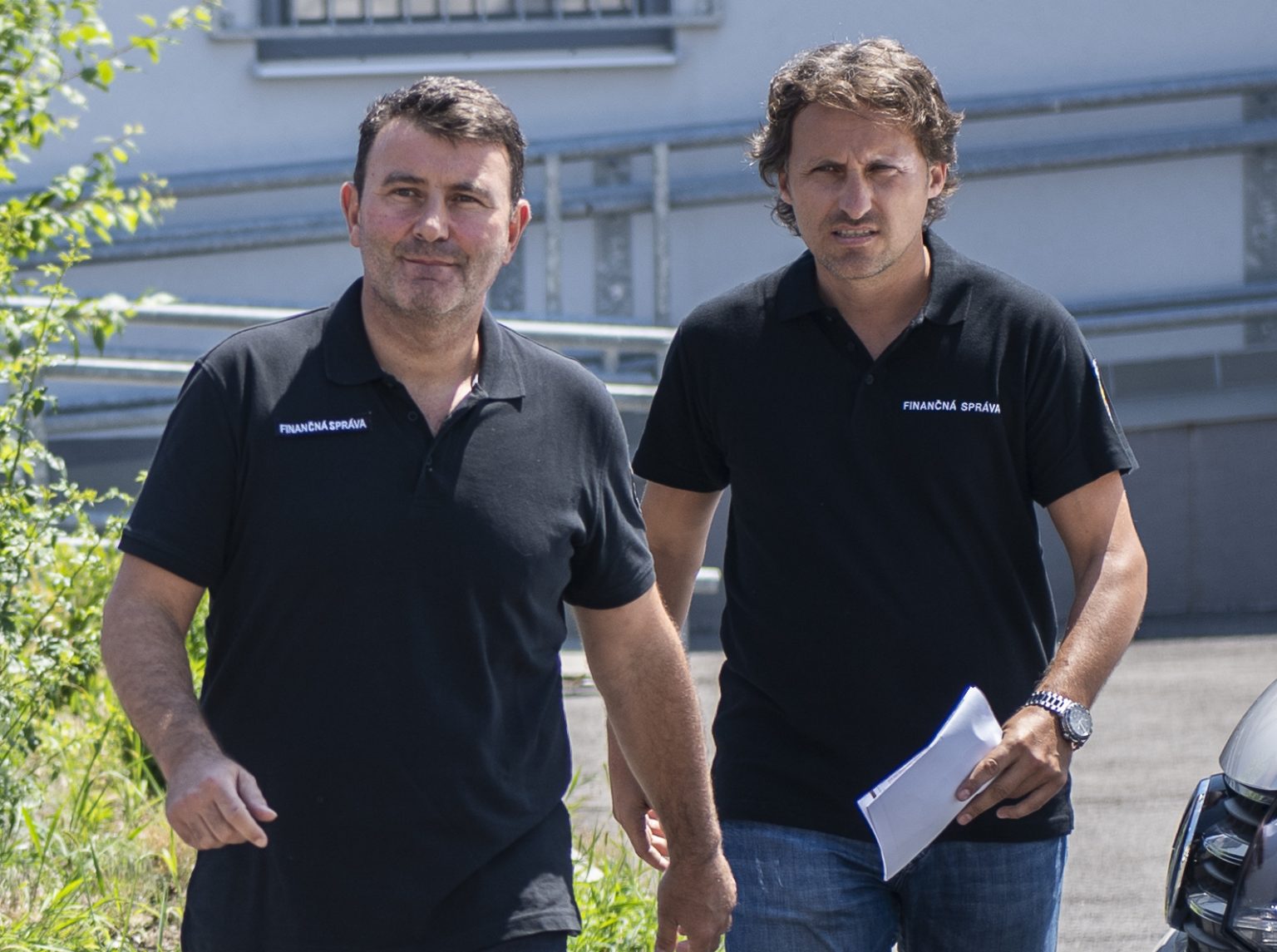 Na snímke dvojica kedysi vysokých predstaviteľov Finančnej správy, neskôr známi kajúcnici František Imrecze a Ľudovít Makó. Foto: Marko Erd/TASR 