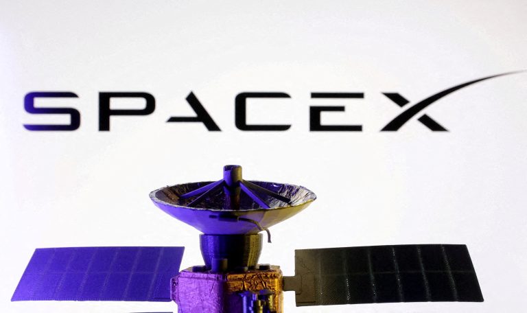SpaceX has obtained permission to launch another 7,500 satellites
