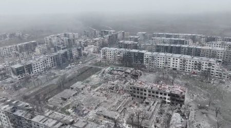 Russian troops are said to have occupied the Ukrainian towns of Myrnohrad and Hulyaipol