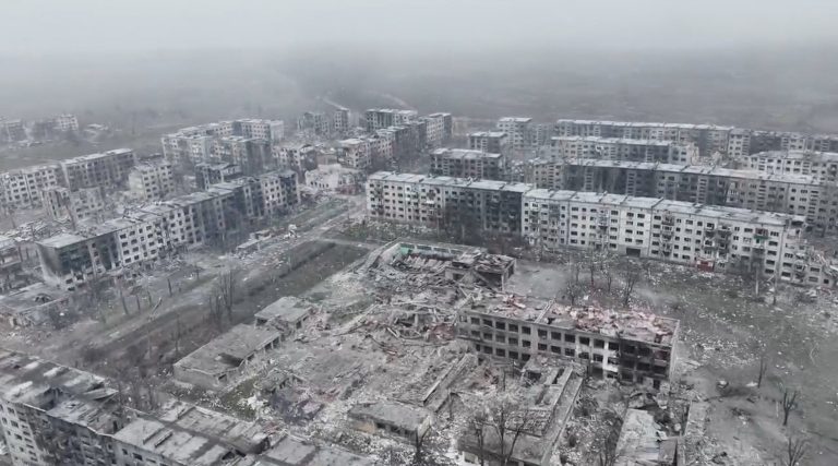 Russian troops are said to have occupied the Ukrainian towns of Myrnohrad and Hulyaipol