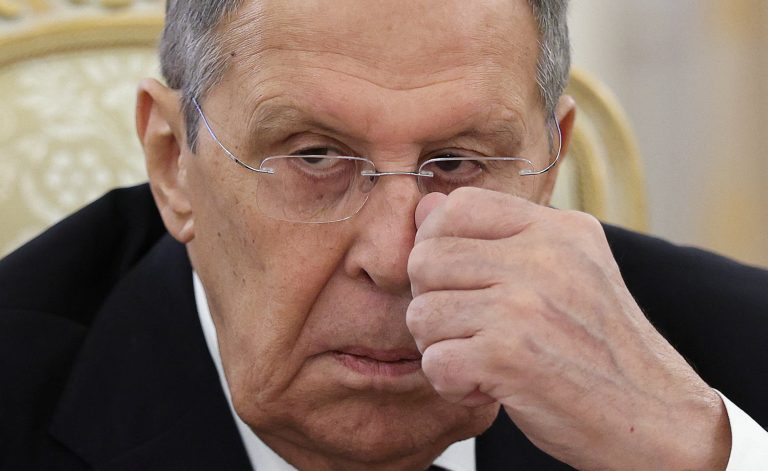 European troops in Ukraine are a legitimate target for Russia, warns Lavrov