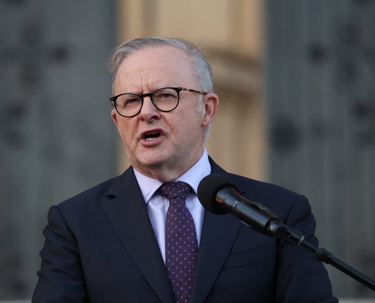 Austrálsky premiér chce sprísniť tresty za nenávistné prejavy