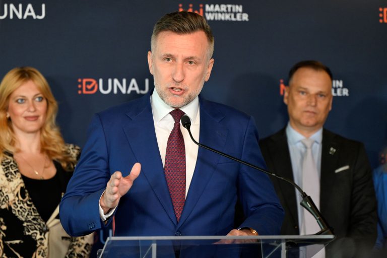 Winkler kritizuje zmluvu bratislavského OLO s personálnou agentúrou