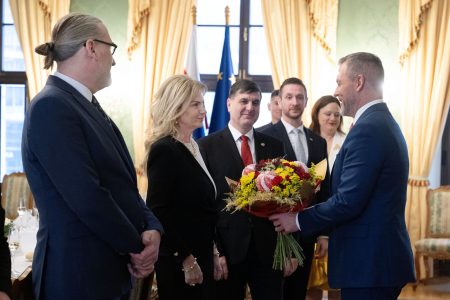 Pellegrini chce aktívnejšiu slovenskú diplomaciu